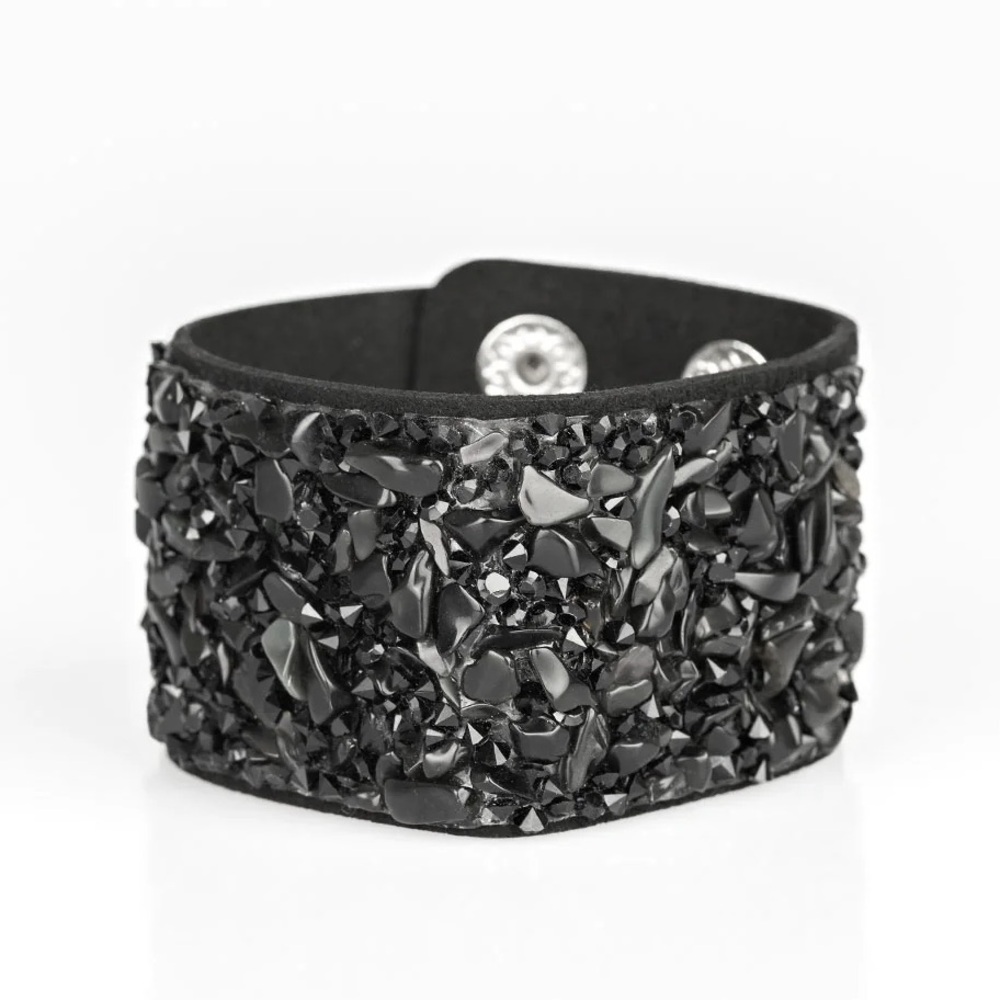 10/$25🦋 Paparazzi Crush Rush Black Single Wrap Snap Bracelet